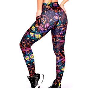 Zumba Woman Large Sizzlin High Waisted Ankle Leggings Dance Chili Peppers Sun